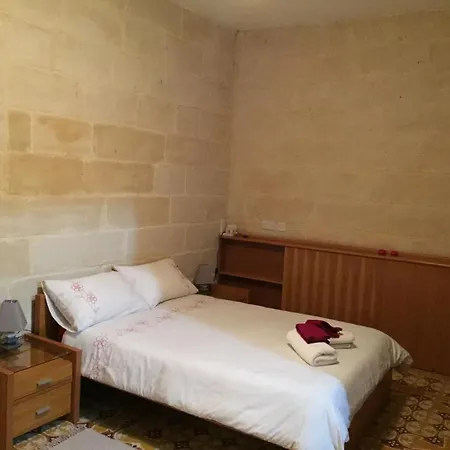 Let Me Host -town House Tigne Point Διαμέρισμα