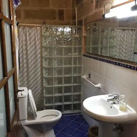 Διαμέρισμα Let Me Host -town House Tigne Point Σλιέμα